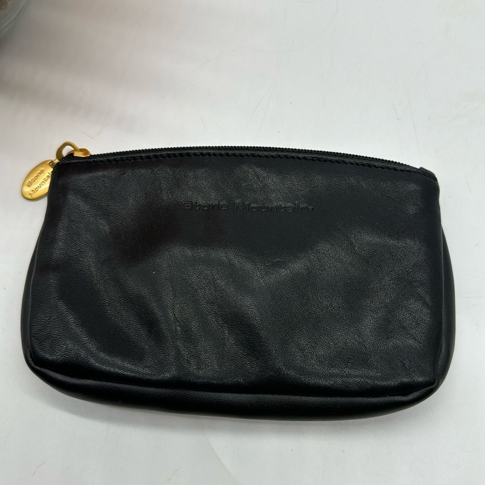 Stone Mountain Black Leather Pounch wallet BP6930C